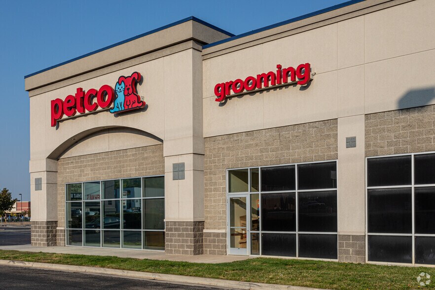 More Photos Of 4000 Riverdale Rd, Ogden Unknown For Lease