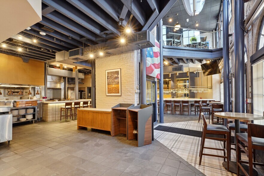 More Photos Of 534 Saint Louis St, New Orleans Restaurant For Lease