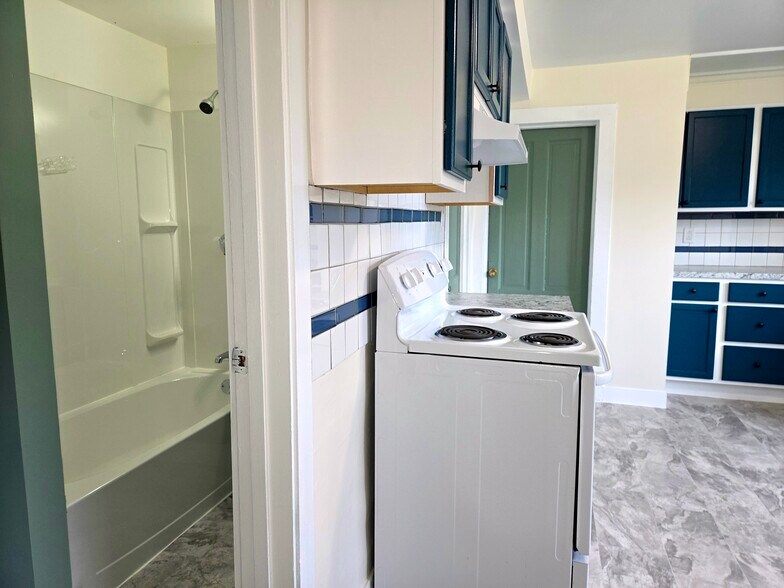 More Photos Of 8 Highview Ave, Hope Valley Apartments For Sale