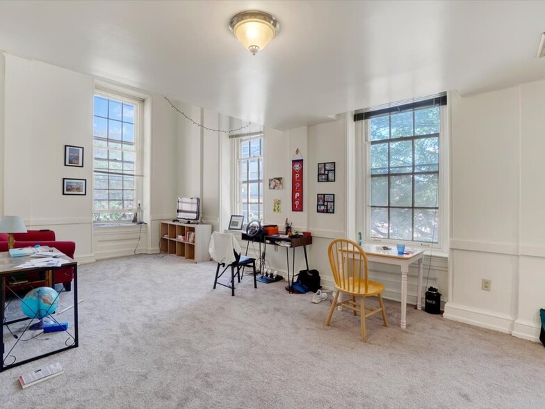 More Photos Of 100 S George St, York Apartments For Sale