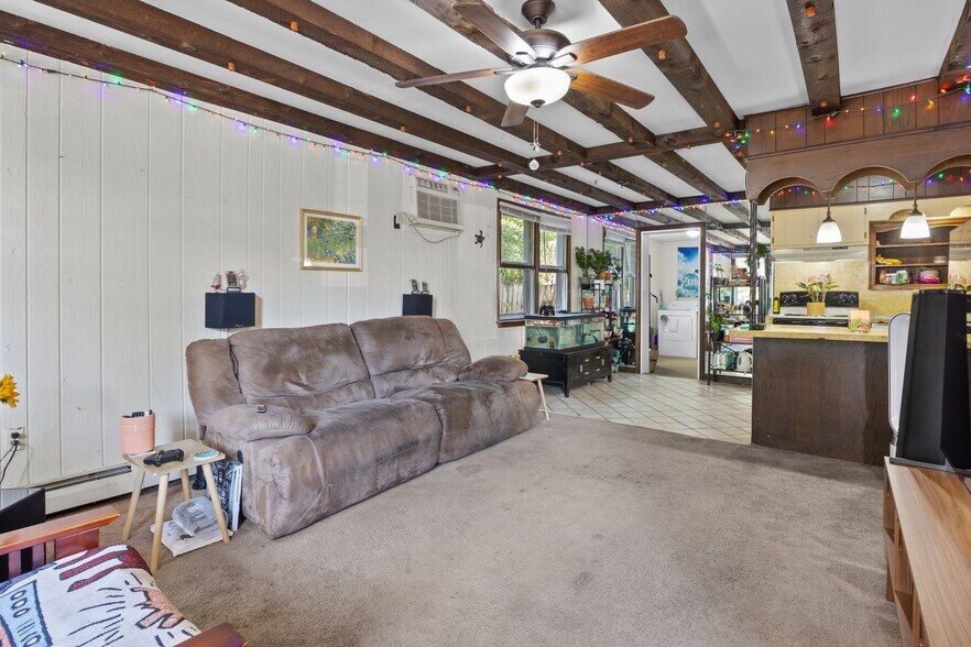 More Photos Of 100 W Maple Ave, Langhorne Restaurant For Sale