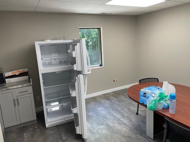 More Photos Of 2700 N Belt Hwy, Saint Joseph Office For Sale