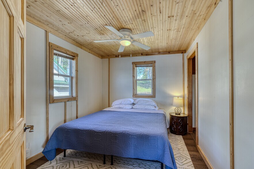 More Photos Of 8372 E Flowage Ln, Gordon Multifamily For Sale
