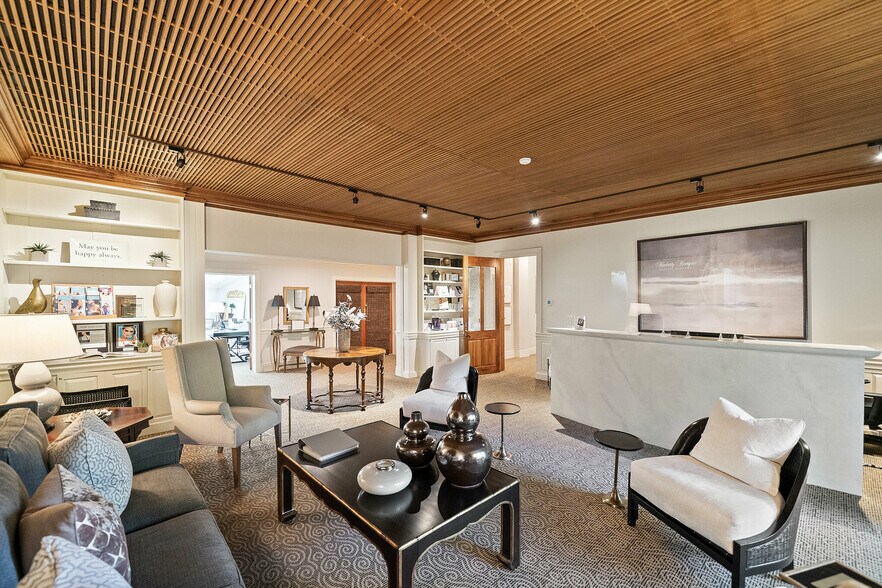 More Photos Of 599 Sir Francis Drake Blvd, Greenbrae Medical For Lease