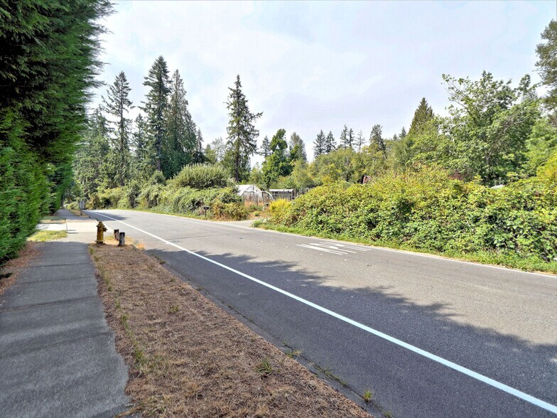 More Photos Of 17204 Northup Way, Bellevue Land For Sale