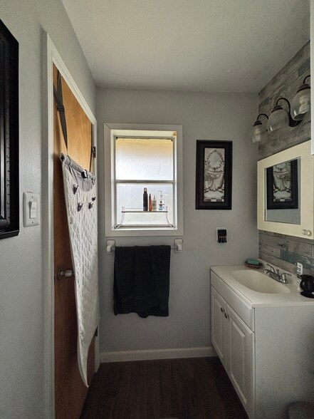 More Photos Of 14515 Sommermeyer St, Houston Office For Sale