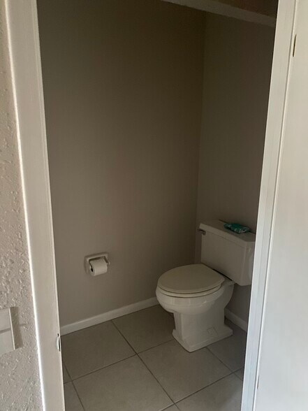 More Photos Of 343 W Central Ave, Lake Wales Office Residential For Lease