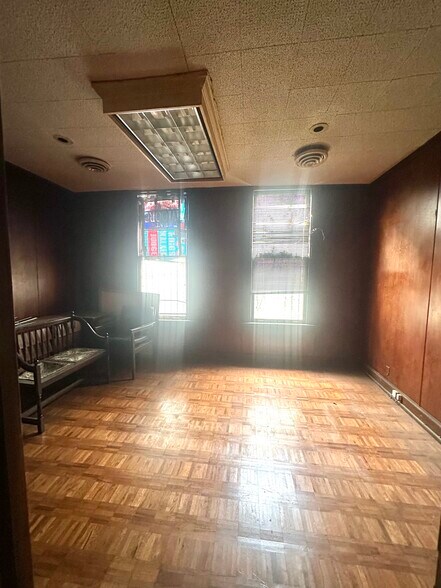 More Photos Of 5381 1st Ave N, Birmingham Medical For Sale