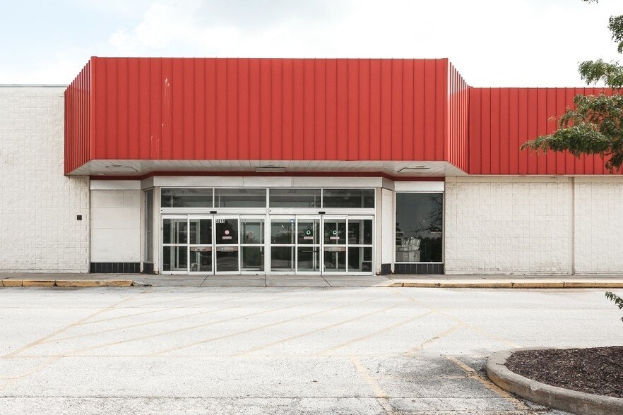 More Photos Of 4011 Lincoln Hwy, Matteson Freestanding For Lease