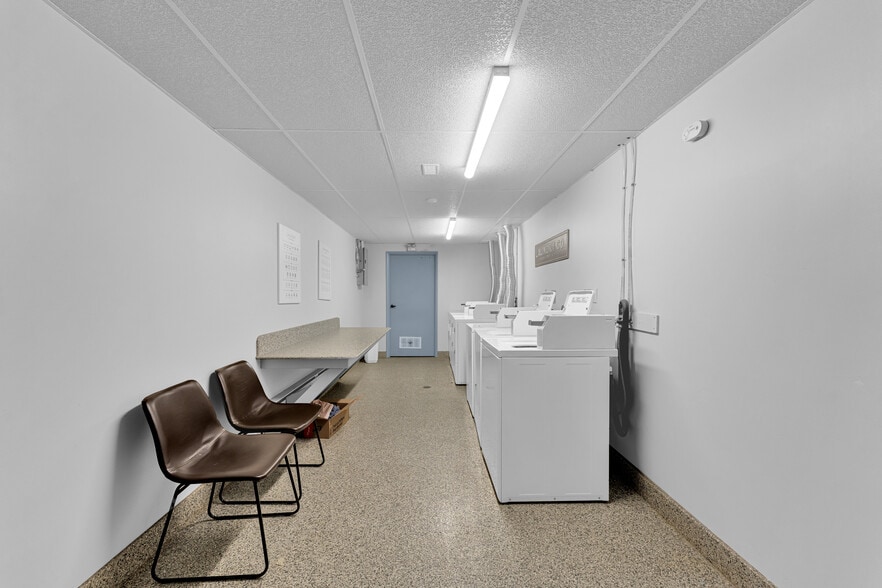 More Photos Of 109 Division St N, Kingsville Apartments For Sale