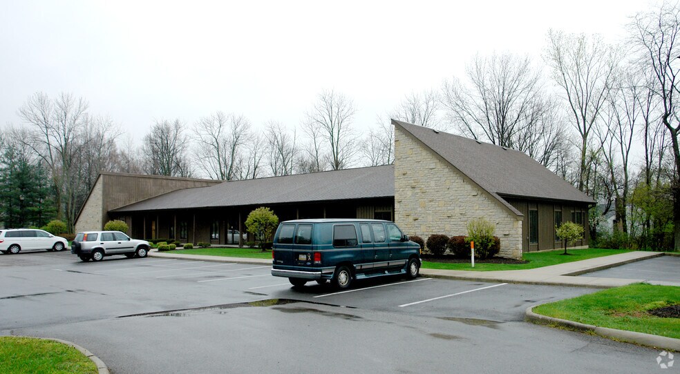 Primary Photo Of 2641 Oakstone Dr, Columbus Office For Lease