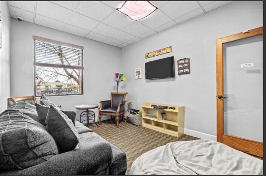 More Photos Of 2793 Skyline Ct, Grand Junction Office For Sale