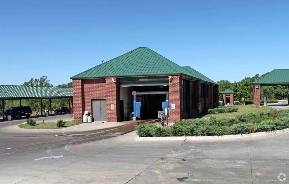 More Photos Of 3612 E 2nd St, Edmond Carwash For Sale