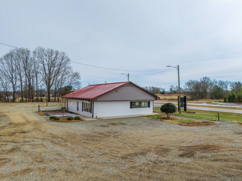 More Photos Of 7688 US 64 Hwy, Pittsboro Office For Sale