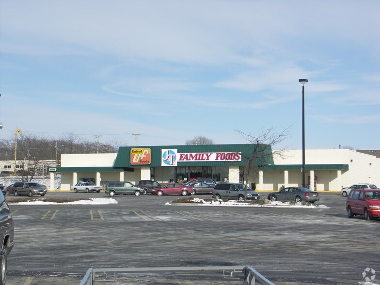 More Photos Of 720-760 W Broadway St, Berlin Unknown For Lease