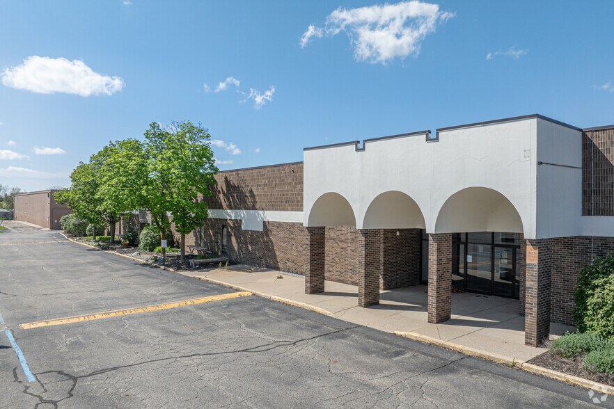 More Photos Of 1820-1900 44th St SE, Grand Rapids Medical For Sale