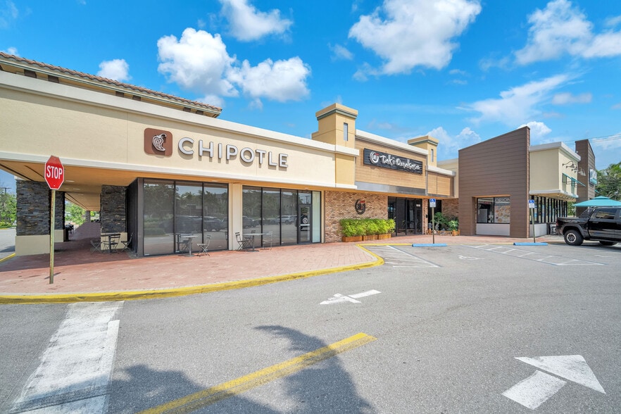 More Photos Of 1600-1662 N Federal Hwy, Boca Raton Unknown For Lease