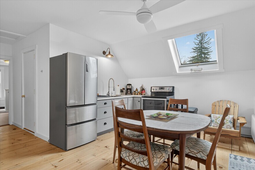 More Photos Of 61 Pleasant St, Ludlow Apartments For Sale