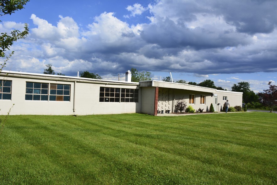 More Photos Of 63 Railroad Ave, Wallkill Warehouse For Sale