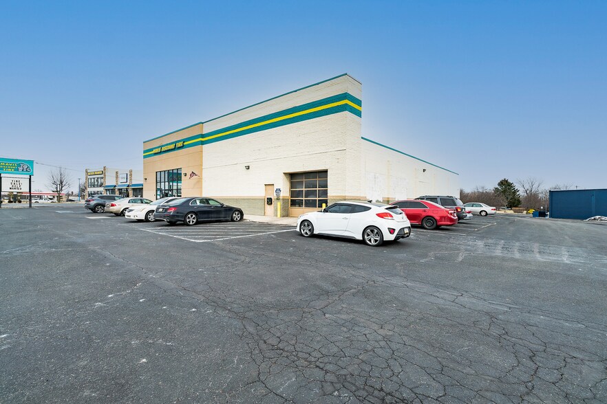 More Photos Of 763 Bethlehem Pike, Montgomeryville Freestanding For Sale