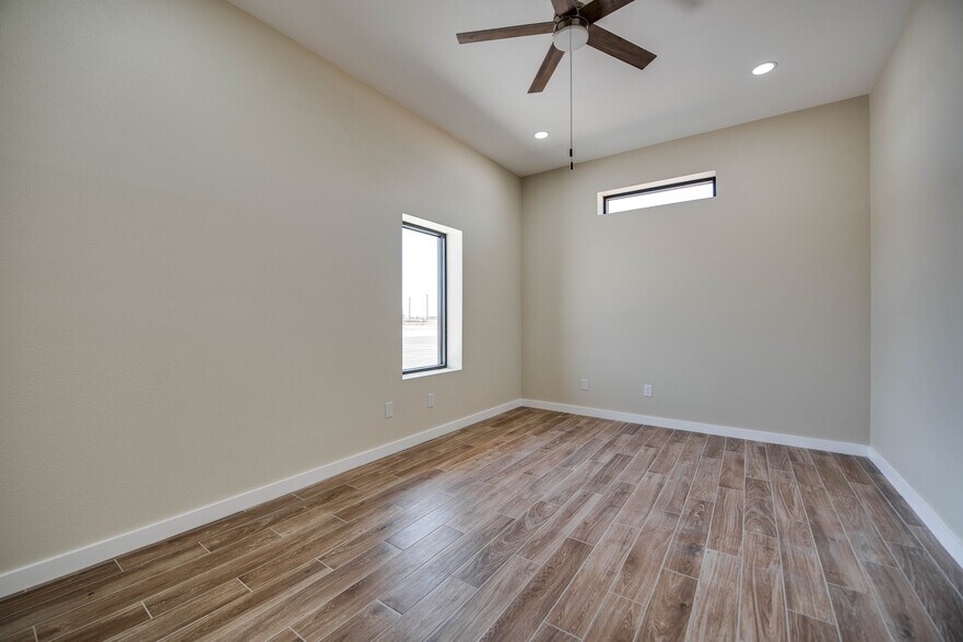 More Photos Of 1808 N FM 1788, Midland Warehouse For Lease