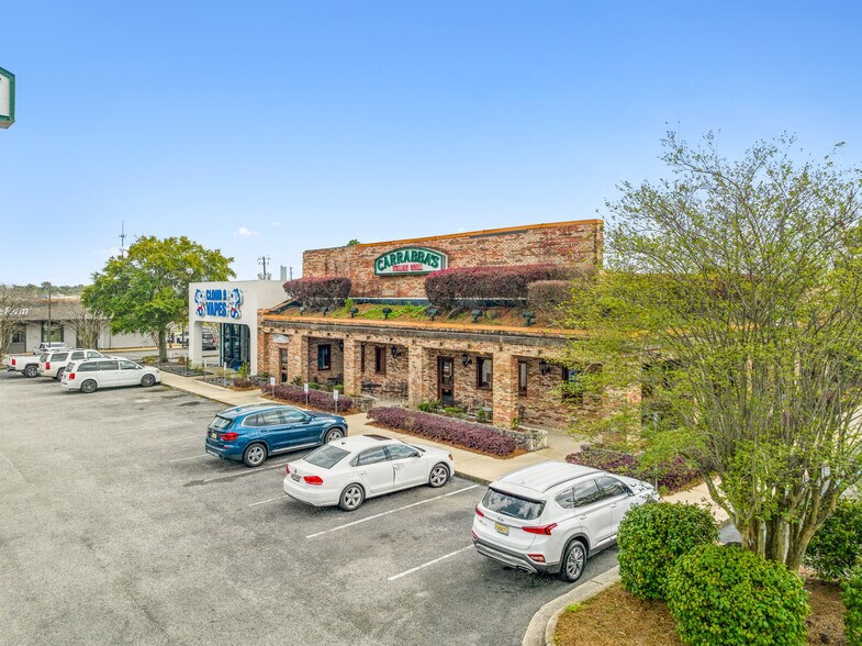 More Photos Of 3917 Airport Blvd, Mobile Restaurant For Sale