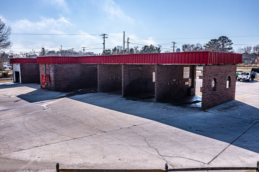 More Photos Of 1843 George Washington Memorial Hwy, Gloucester Point Carwash For Sale