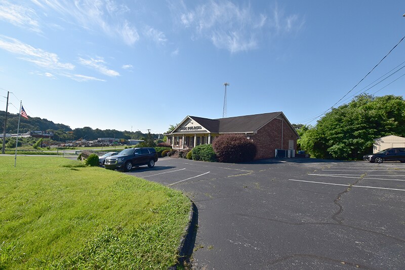 More Photos Of 3221 Harrison Pike, Chattanooga Office For Sale