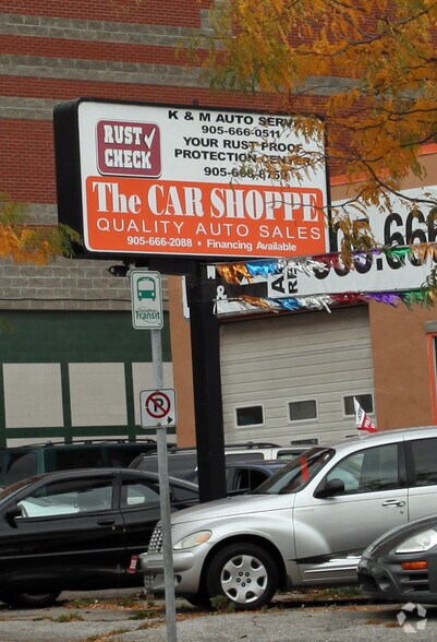 More Photos Of 200 Dundas St W, Whitby Auto Repair For Sale