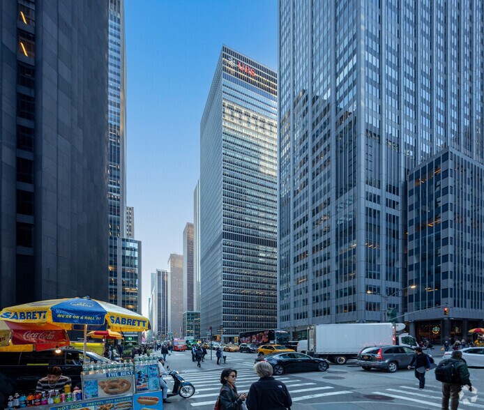 More Photos Of 1285 Avenue of the Americas, New York Office For Lease