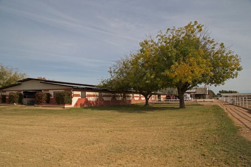More Photos Of 15225 E Riggs Rd, Gilbert Horse Stables For Sale