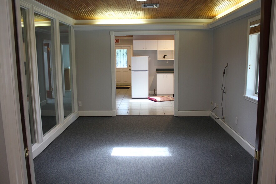 More Photos Of 1111 E Amelia St, Orlando Office For Lease