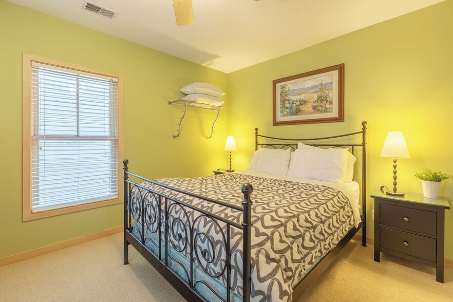 More Photos Of 98 W Center St, Douglas Freestanding For Sale