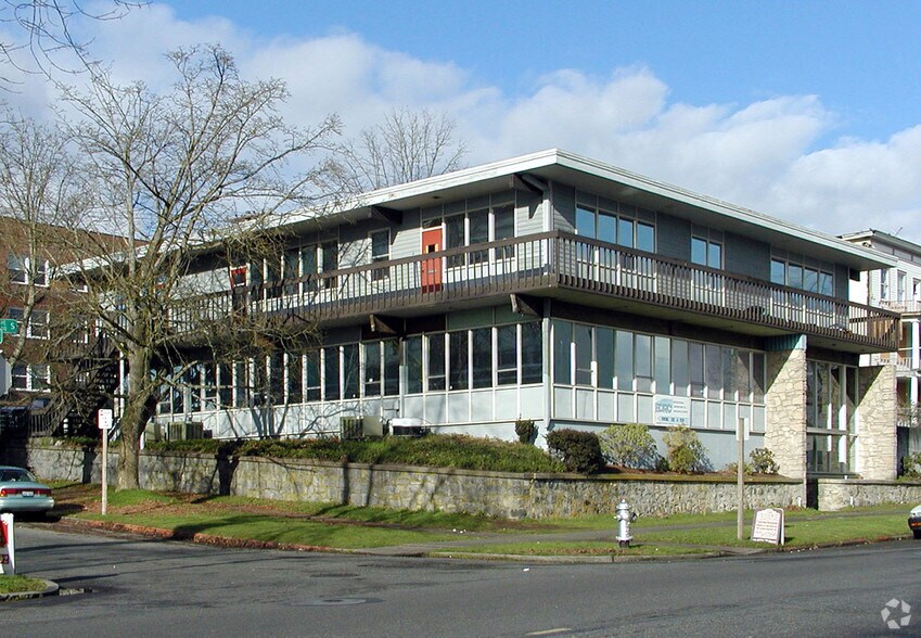 More Photos Of 622 Tacoma Ave S, Tacoma Office Residential For Sale