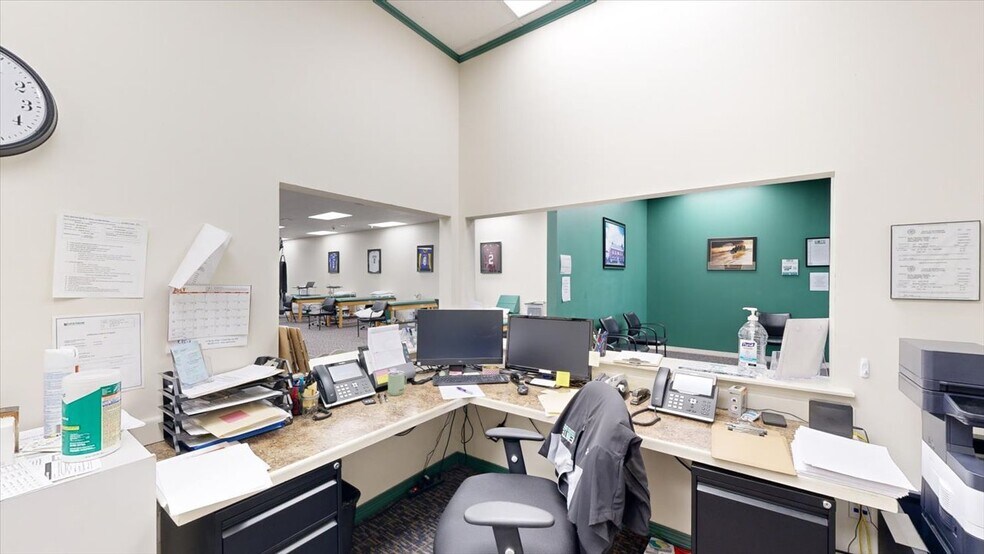 More Photos Of 113 Bo Bo Dr, Crystal Springs Freestanding For Lease