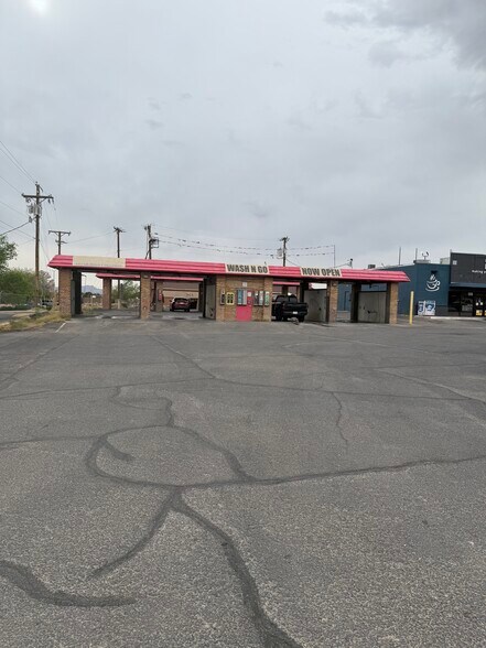 More Photos Of 599 N Yarbrough Dr, El Paso Land For Lease