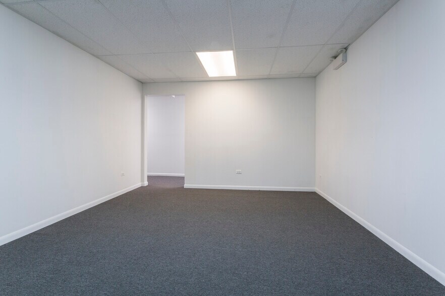 More Photos Of 1835 N 19th Ave, Melrose Park Medical For Lease