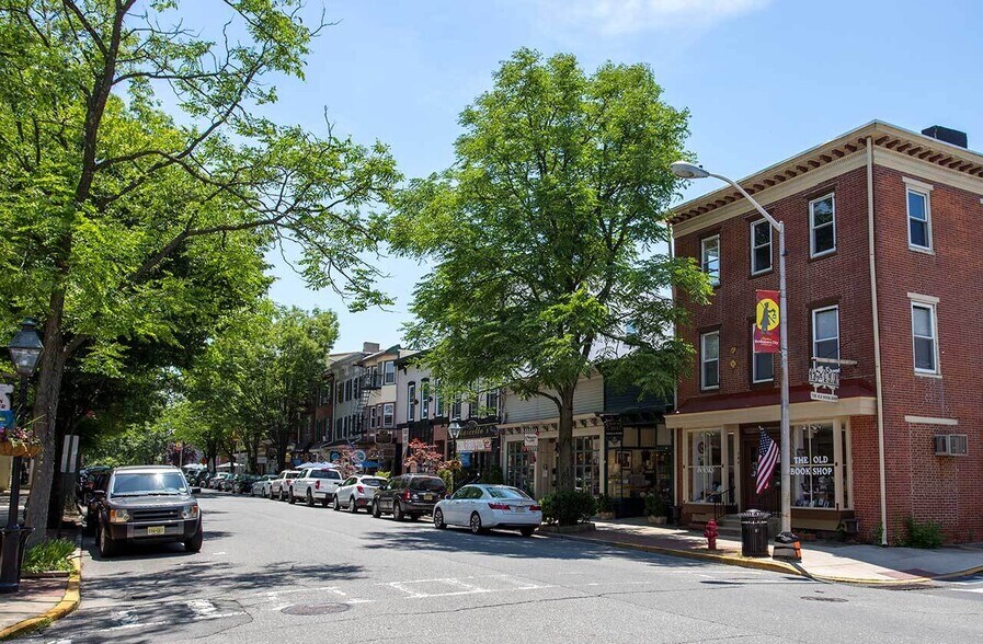 More Photos Of 101 Farnsworth Ave, Bordentown Office For Sale