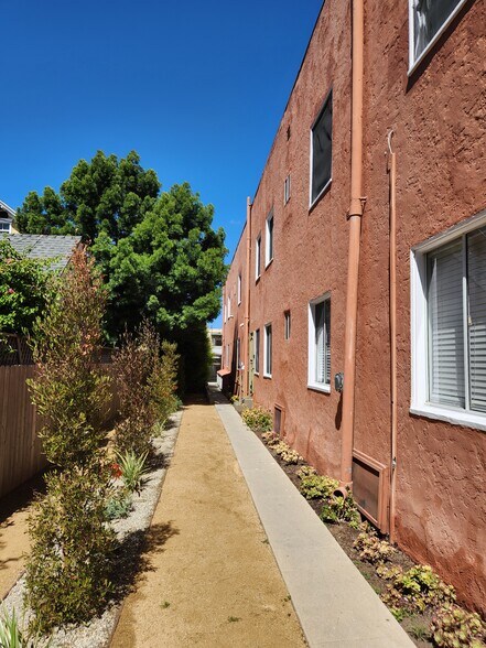 More Photos Of 1217 Cedar Ave, Long Beach Apartments For Sale