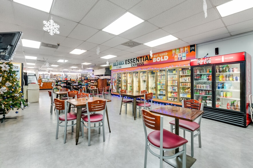 More Photos Of 1217-1219 E Main St, Richmond Storefront For Sale