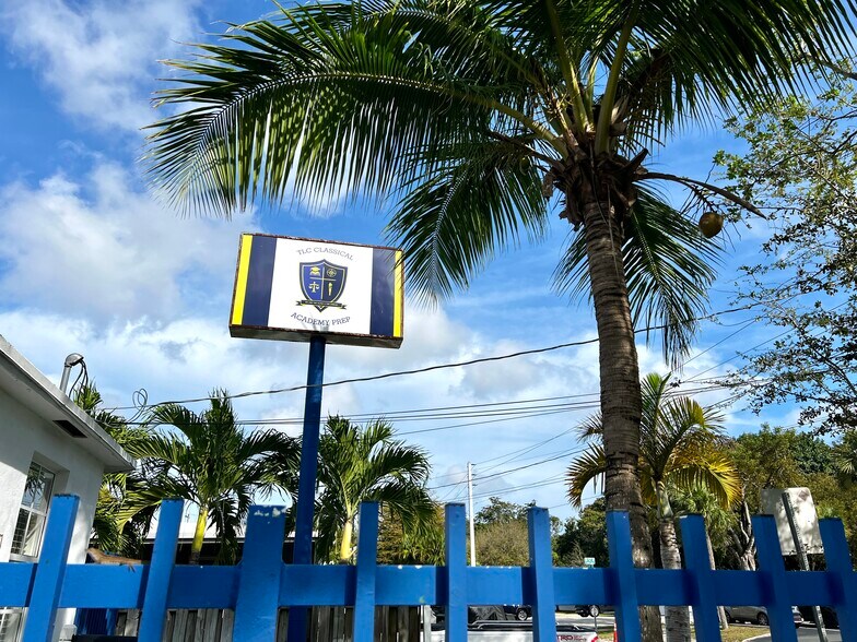 More Photos Of 5703 SW 17th St, Miami Daycare Center For Sale