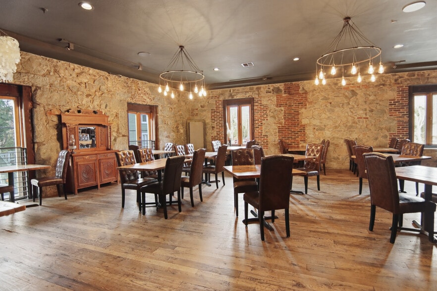 More Photos Of 107 Sacramento St, Nevada City Restaurant For Sale