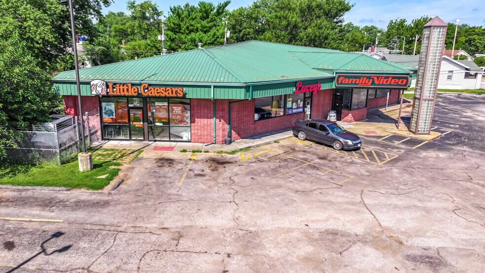 More Photos Of 1935 N Water St, Decatur General Retail For Lease