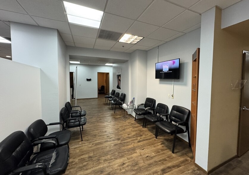 More Photos Of 1801 E Tahquitz Canyon Way, Palm Springs Medical For Sale