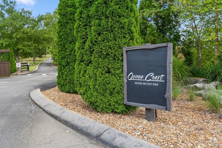 More Photos Of 1020 Thomas Rd, Benton Multifamily For Sale