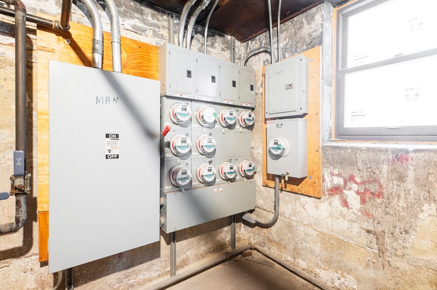 More Photos Of , Sunnyside Multifamily For Sale