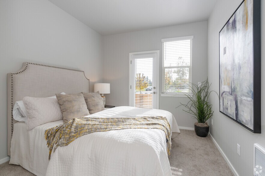 More Photos Of 421 NE 80th Ave, Hillsboro Apartments For Sale