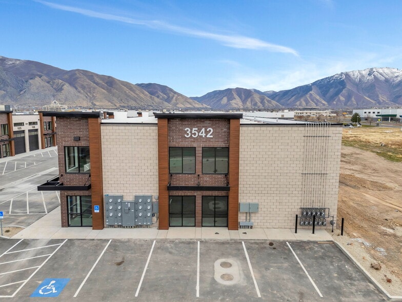 More Photos Of 3542 N Main St, Spanish Fork Warehouse For Lease