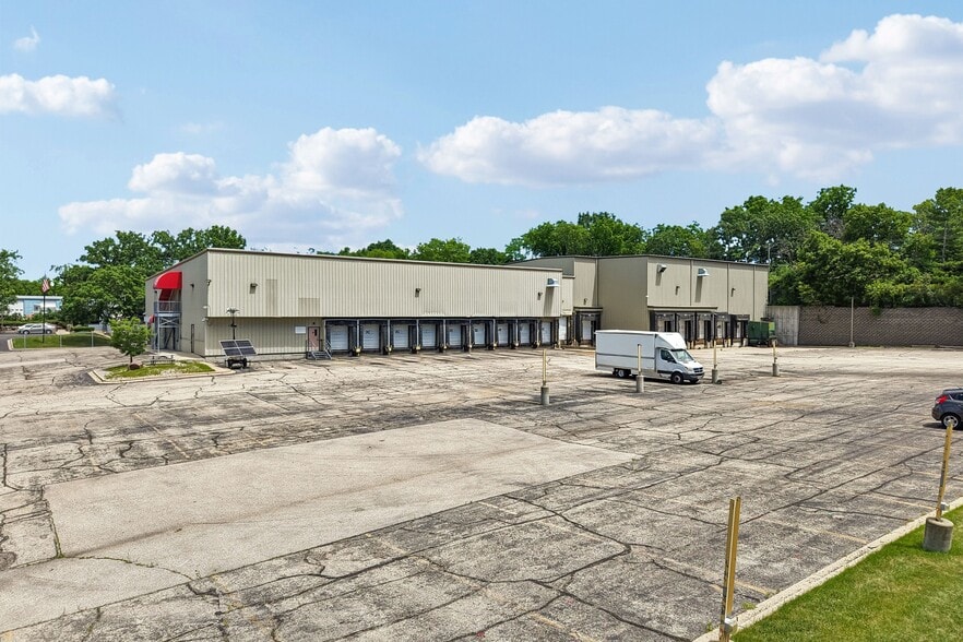 More Photos Of 4484 Robertson Rd, Madison Warehouse For Sale