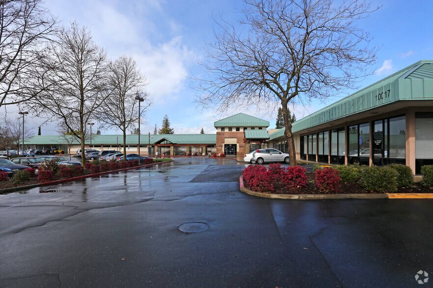 More Photos Of 10013 Folsom Blvd, Rancho Cordova Unknown For Lease